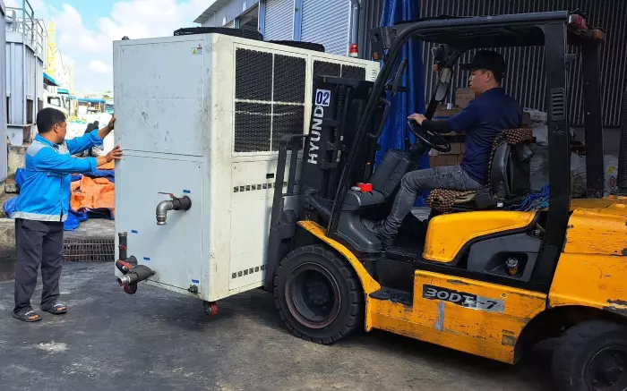 Sửa máy Chiller Bàu Bàng - Cơ Điện Lạnh Phú An Gia - Công Ty TNHH Cơ Điện Lạnh Phú An Gia