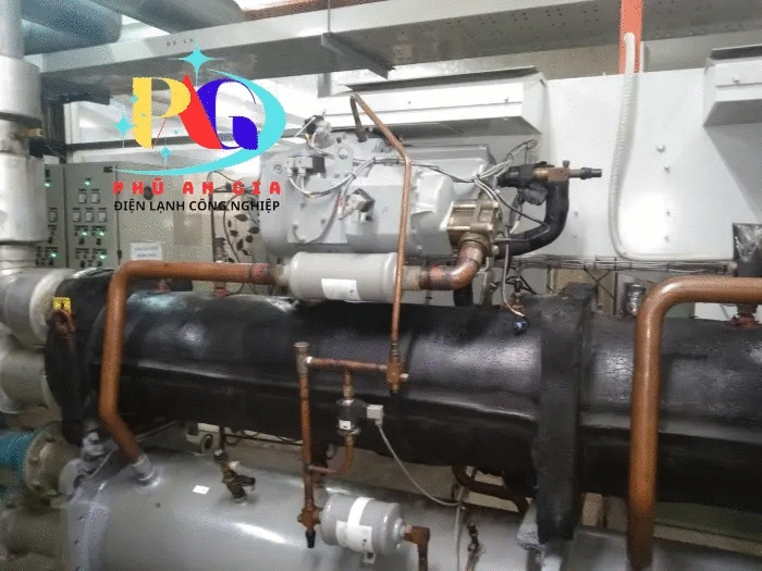 Sửa chữa chiller, hệ thống HVAC - Cơ Điện Lạnh Phú An Gia - Công Ty TNHH Cơ Điện Lạnh Phú An Gia