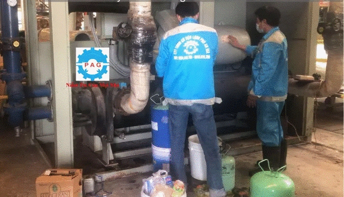 Sửa máy chiller trục vít - Cơ Điện Lạnh Phú An Gia - Công Ty TNHH Cơ Điện Lạnh Phú An Gia