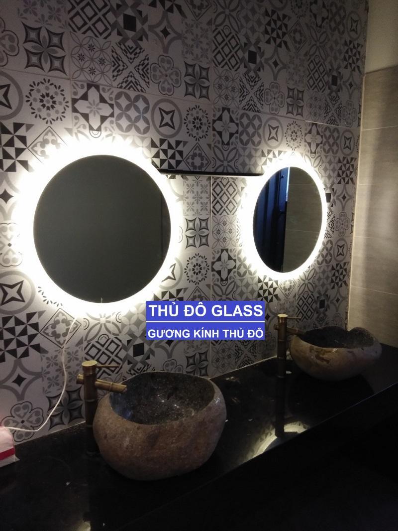 Gương tròn đèn Led treo tường nhà tắm - Nhà Máy Sản Xuất Gương Treo Tường Decor Nghệ Thuật Theo Yêu Cầu Thủ Đô Glass - Công Ty Cổ Phần Thủ Đô Glass