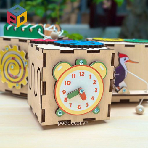 Khối vuông bận rộn - PodeDecor Việt Nam - Công Ty Sản Xuất Đồ Chơi Trẻ Em Và Giáo Cụ Montessori Poddecor Việt Nam