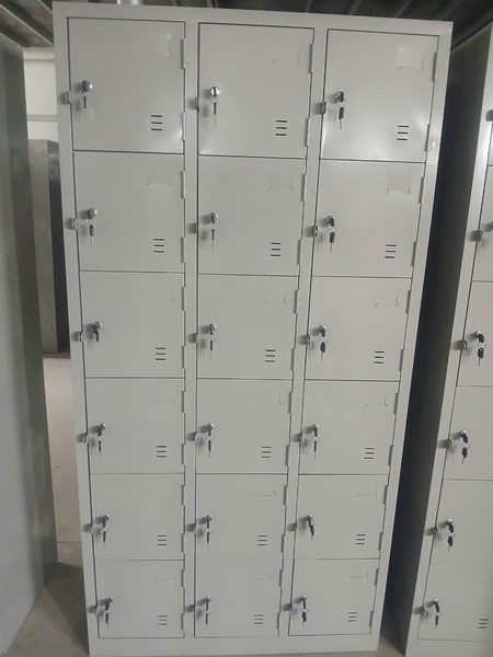 Tủ Locker 18 cánh