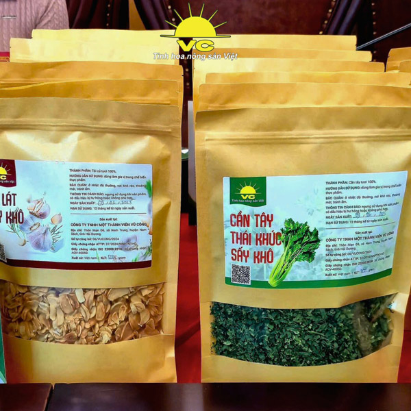 Cần tây thái khúc sấy khô - Nhà Máy Sản Xuất Và Chế Biến Nông Sản Vũ Công - Công Ty TNHH Một Thành Viên Vũ Công