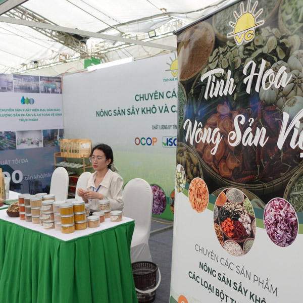 Hình ảnh tham dự hội chợ, triển lãm - Nhà Máy Sản Xuất Và Chế Biến Nông Sản Vũ Công - Công Ty TNHH Một Thành Viên Vũ Công
