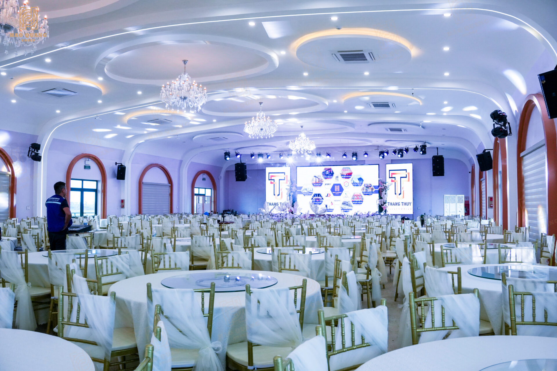 Hoàn thiện hệ thống âm thanh, ảnh sáng tại tiệc cưới Thành Chung, Thanh Hóa