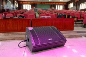 Hoàn thiện hệ thống âm thanh, ảnh sáng tại trường đại học Quảng Bình