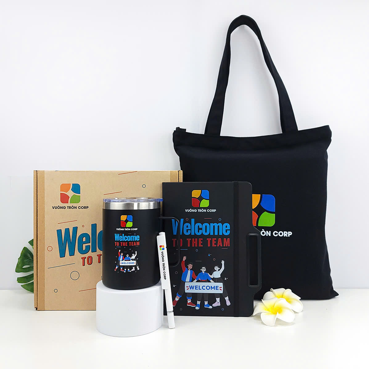 Set quà tặng nhân viên môi trường Welcome Kit - Quà Tặng Vuông Tròn - Công Ty Cổ Phần Quà Tặng Vuông Tròn