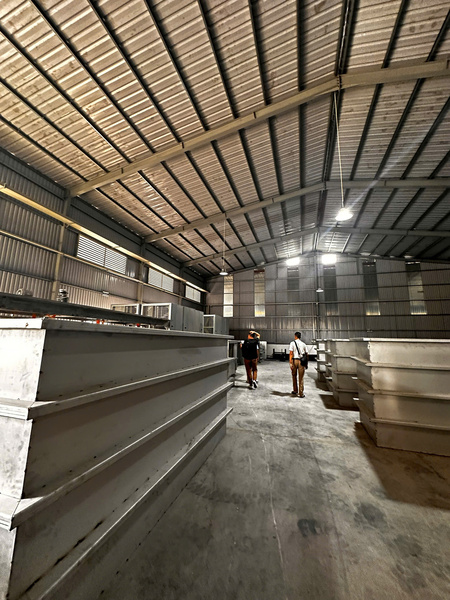 Khu vực sản xuất bể - Thiết Bị Xi Mạ Trường Thanh Việt Nam - Công Ty TNHH Thiết Bị Máy Móc Môi Trường Thông Minh Trường Thanh Việt Nam