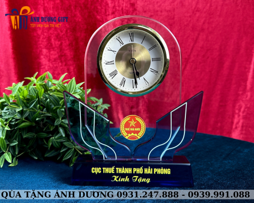 Đồng hồ pha lê DH-13 - Quà Tặng ánh Dương - Công Ty TNHH Sản Xuất Thương Mại ánh Dương Việt Nam