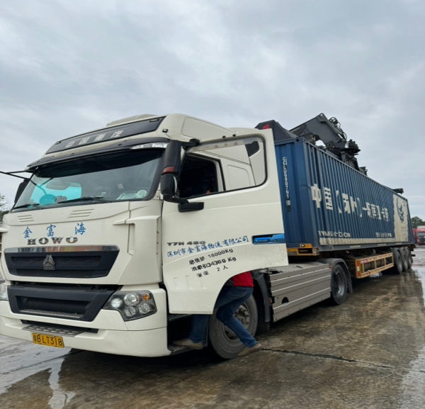 Hình ảnh đội xe - Phước Thịnh Logistics - Công Ty TNHH Thương Mại Và Vận Tải Quốc Tế Phước Thịnh