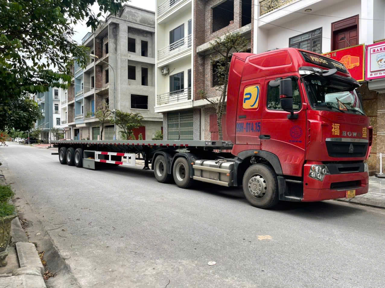 Hình ảnh đội xe - Phước Thịnh Logistics - Công Ty TNHH Thương Mại Và Vận Tải Quốc Tế Phước Thịnh