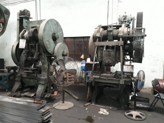 Thu mua phế liệu máy móc cũ