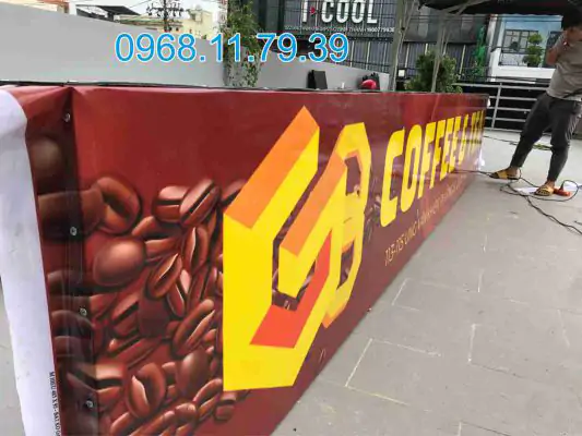 Bảng hiệu bạt in UV