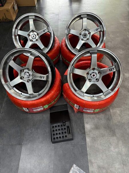 Mâm Advan 17 inch đỏ cho Civic, Mazda 3, 6,.. - Thế Giới Mâm Lốp