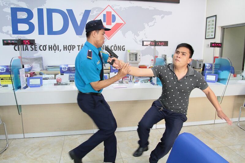 Dịch vụ vệ sĩ