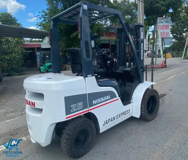 Cho thuê xe nâng - Chi Nhánh Công Ty TNHH Xe Nâng Việt Cường