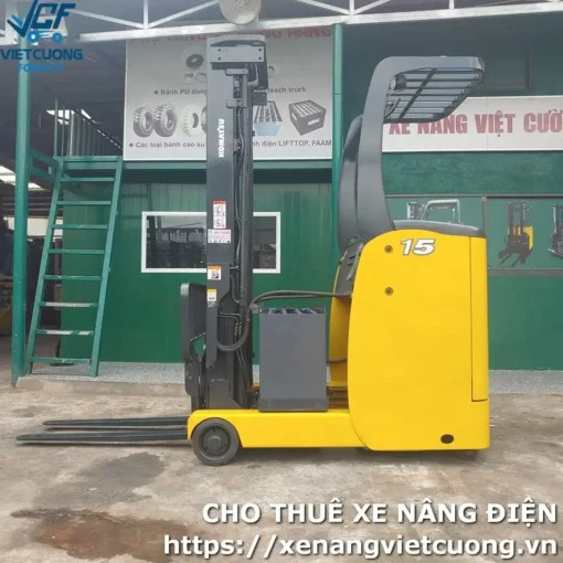 Cho thuê xe nâng Komatsu FB15RL-14 cao 5m5 - Chi Nhánh Công Ty TNHH Xe Nâng Việt Cường