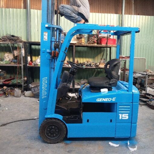 Xe nâng điện Toyota 3 bánh 7FB15 - Chi Nhánh Công Ty TNHH Xe Nâng Việt Cường