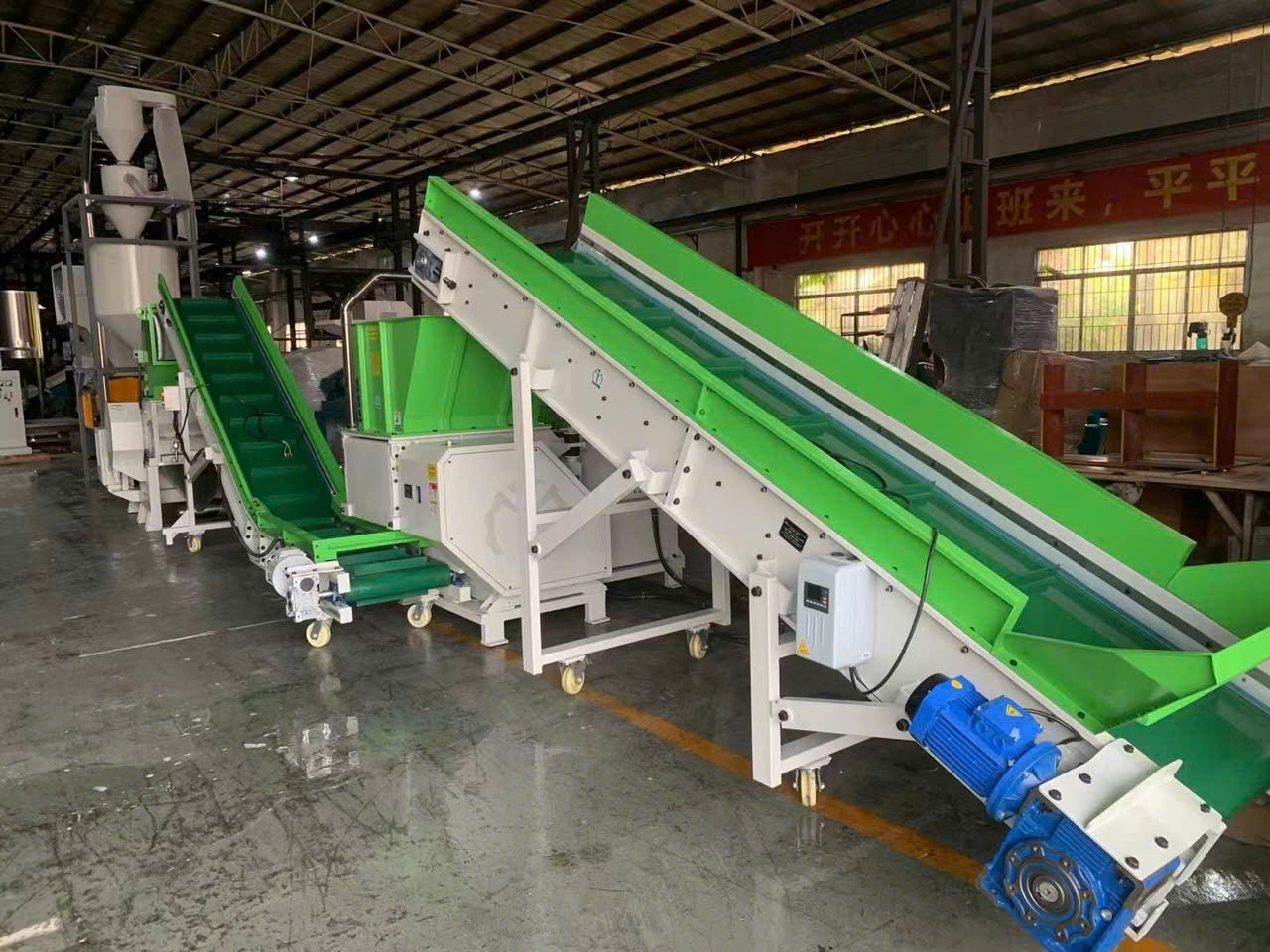 Máy băm nhựa - Máy Móc Ngành Nhựa Bảo Long - Công Ty TNHH Thiết Bị Bảo Vệ Môi Trường Bảo Long