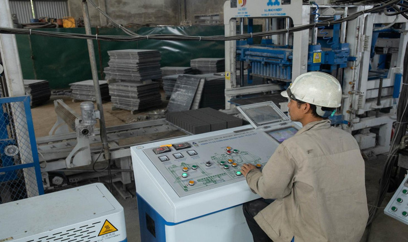 Hệ thống điều khiển