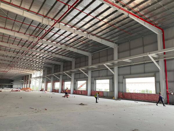 Thi công nhà kho - Thiết Bị Công Nghiệp Lê Gia - Công Ty TNHH Thiết Bị Công Nghệ Lê Gia