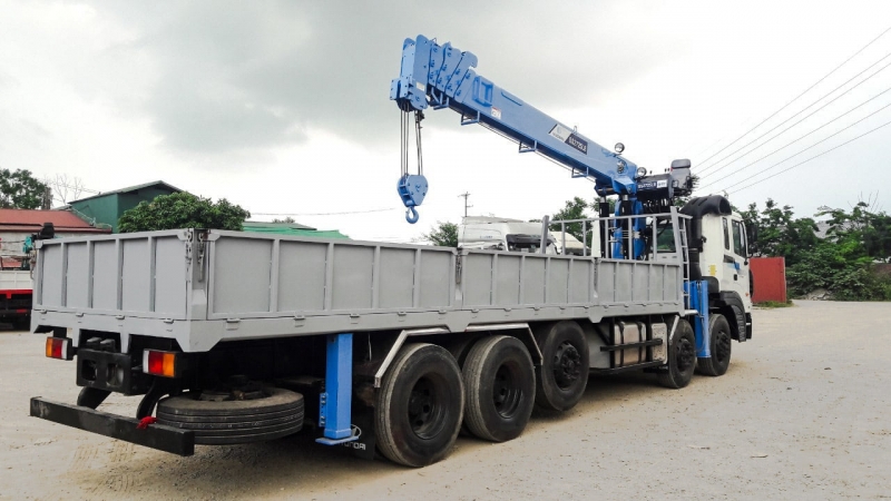 Cho thuê xe cẩu từ 3.5 tấn đến 21 tấn
