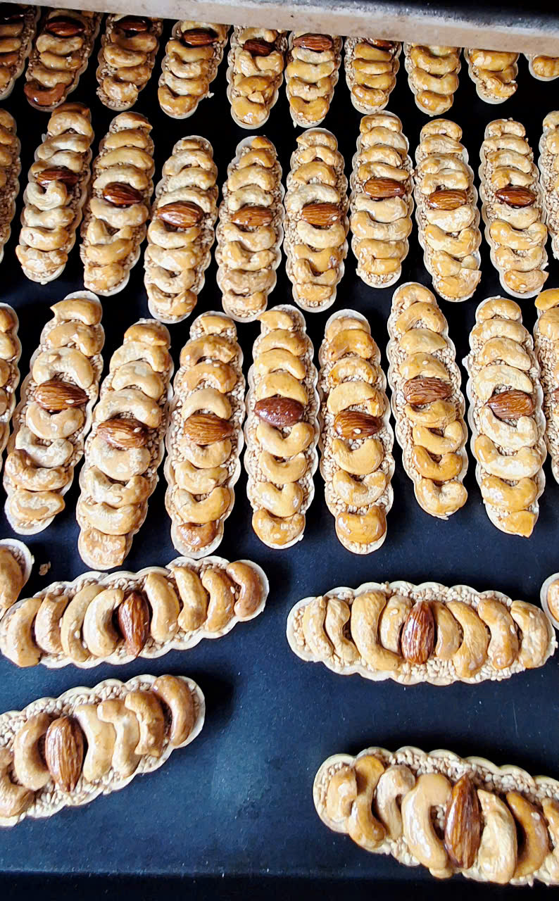 Bánh thuyền mix hạt dinh dưỡng - Hạt Dinh Dưỡng Full Fruits - Công Ty TNHH Full Fruits