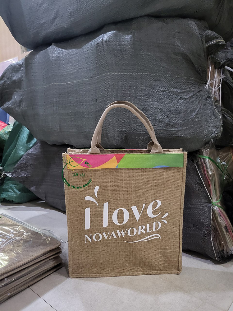 Túi vải đay in logo - Túi Vải Canvas Hưng Thịnh Group - Công Ty TNHH Sản Xuất Thương Mại Xuất Nhập Khẩu Hưng Thịnh Group
