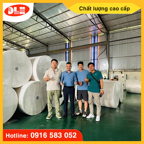 Phôi giấy - Gia Công Giấy Vệ Sinh - Công Ty TNHH Đầu Tư Phát Triển Thương Mại Và Dịch Vụ Đạt Linh Hương