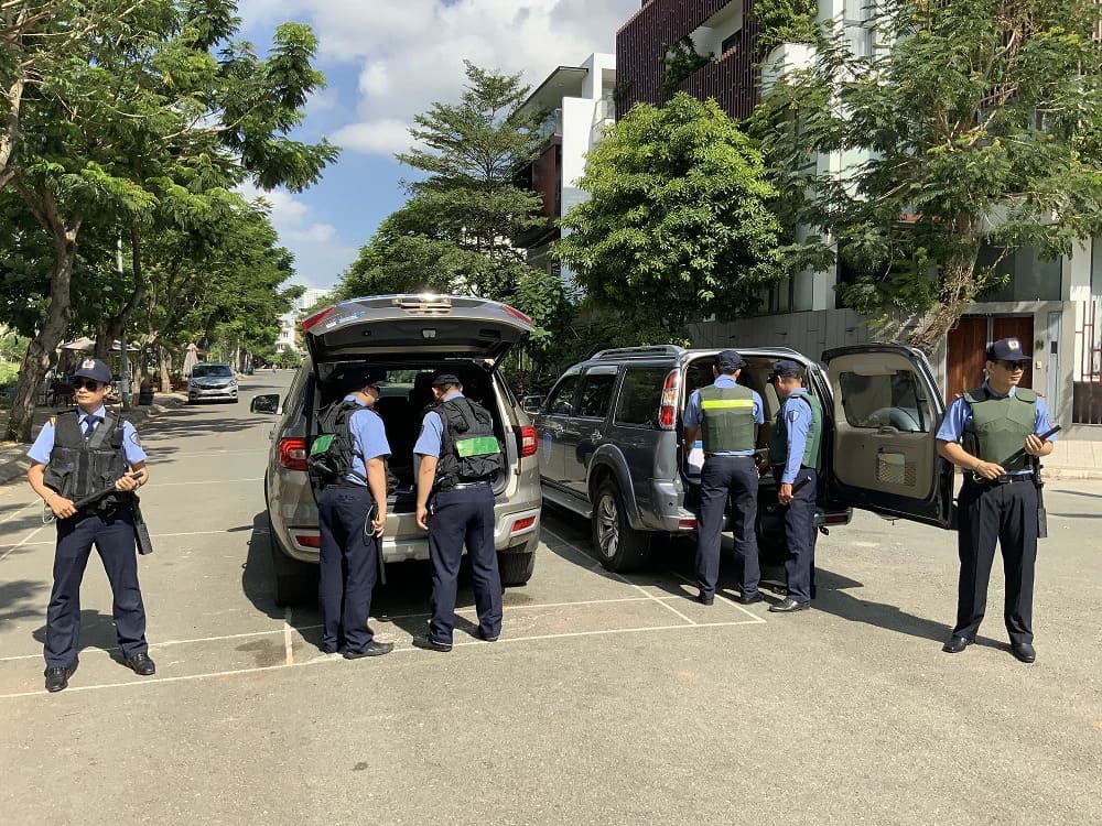 Dịch vụ bảo vệ áp tải hàng hóa