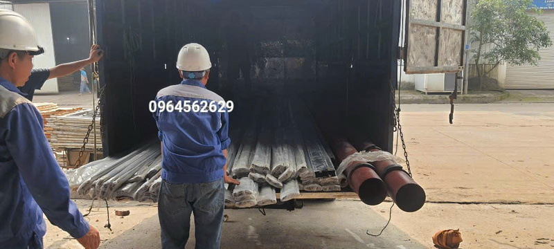 Hình ảnh thi công thực tế STDOOR