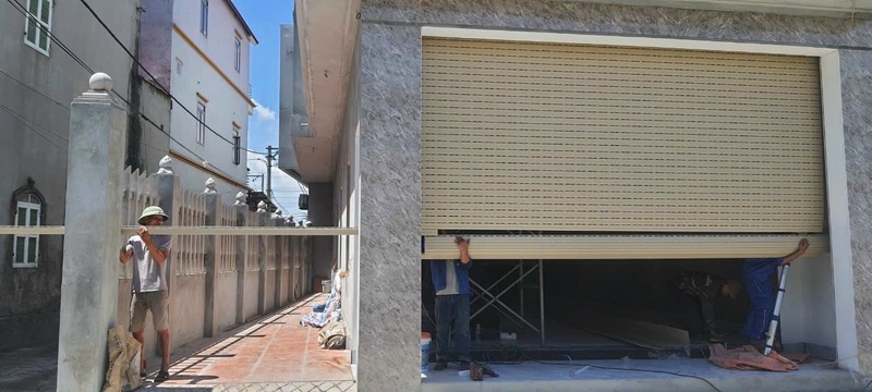 Hình ảnh thi công thực tế STDOOR