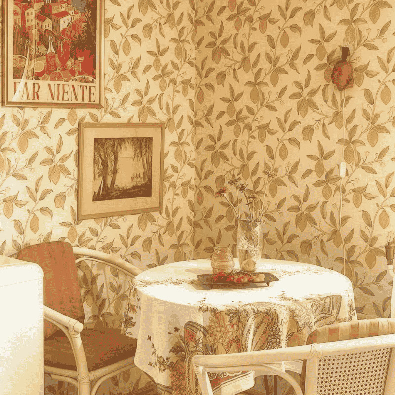 Giấy dán tường cổ điển