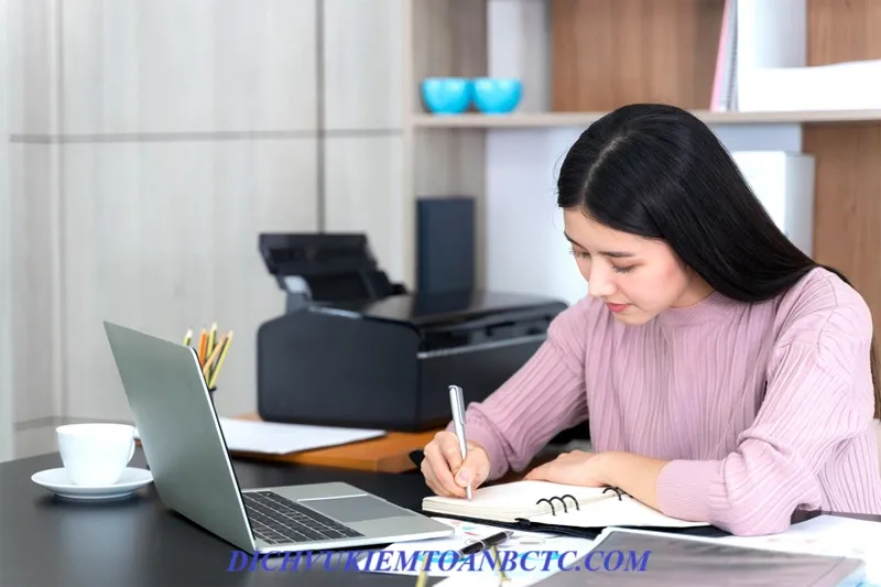 Dịch vụ thay đổi địa chỉ công ty - Kiểm Toán Rồng Việt - Văn Phòng Đại Diện Công Ty TNHH Kiểm Toán Tư Vấn Rồng Việt Tại Thành Phố Hồ Chí Minh