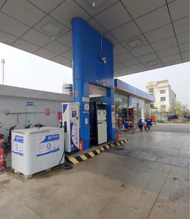 Trạm bơm dung dịch xử lý khí thải ô tô