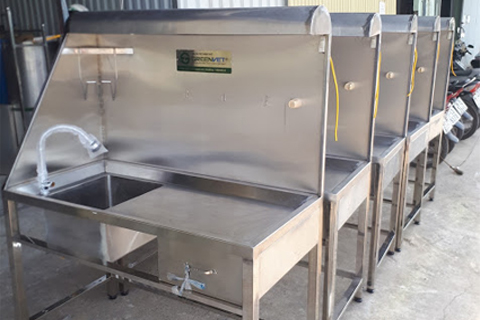 Bàn mổ gia cầm - Inox Duy Hải - Công Ty TNHH Sản Xuất Thương Mại Xuất Nhập Khẩu Duy Hải