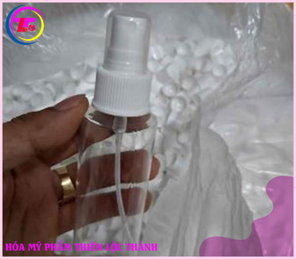 Chai lọ nhựa mỹ phẩm trong suốt - Chai Lọ Hóa Mỹ Phẩm Thiên Lộc Thành - Công Ty TNHH Sản Xuất Thương Mại Dịch Vụ Hóa Mỹ Phẩm Thiên Lộc Thành