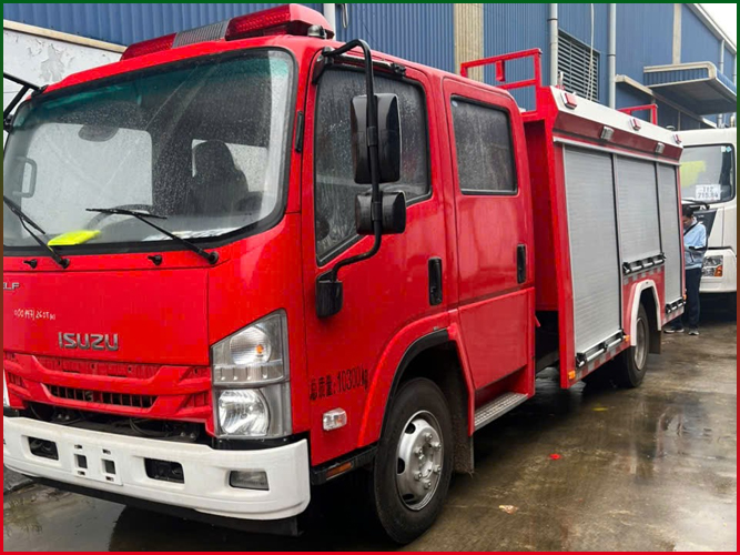 Xe cứu hỏa ISUZU 4m3