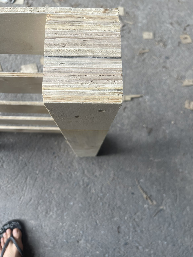 Pallet gỗ