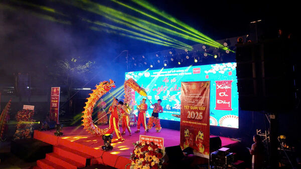 Tổ chức sự kiện 