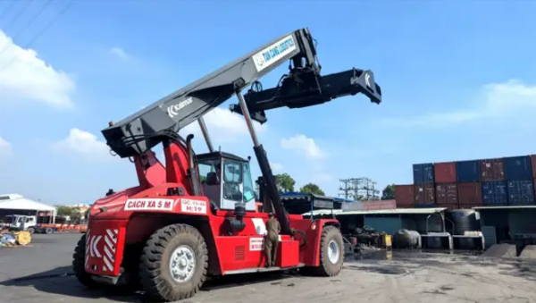 Bảo dưỡng xe nâng hàng