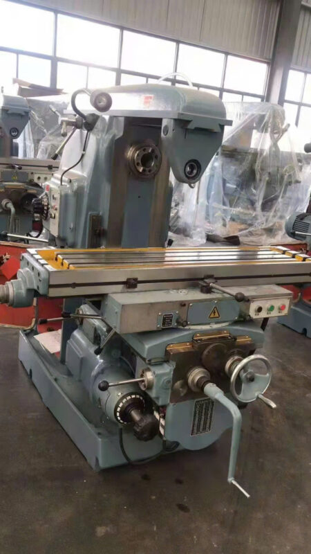 Máy phay phổ thông - Thiết Bị Chính Xác CNC CIELO - Chi Nhánh Công Ty TNHH Thương Mại Quốc Tế CIELO