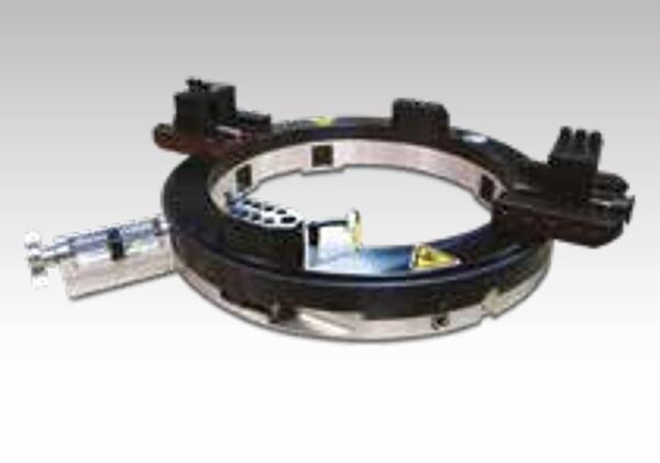 Máy cắt ống Clamshell thân hẹp cổ trung - Thiết Bị Thủy Lực ENERPAC - Công Ty Cổ Phần Kỹ Thuật DAVITA