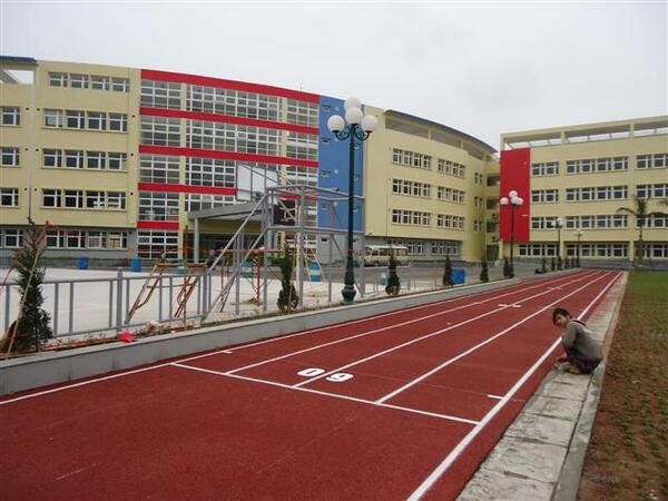 Đường chạy điền kinh trường Korea - Hà Nội