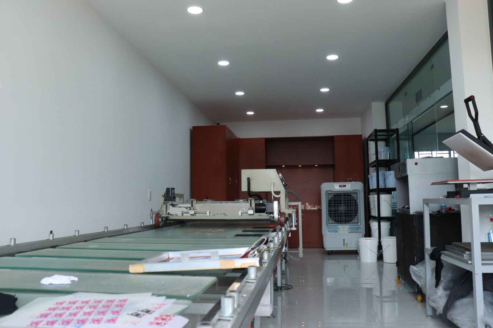 Hình ảnh công ty Yushin - Silicone In Lụa YUSHIN - Công Ty TNHH Khoa Học YUSHIN