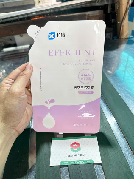 Túi đứng có vòi