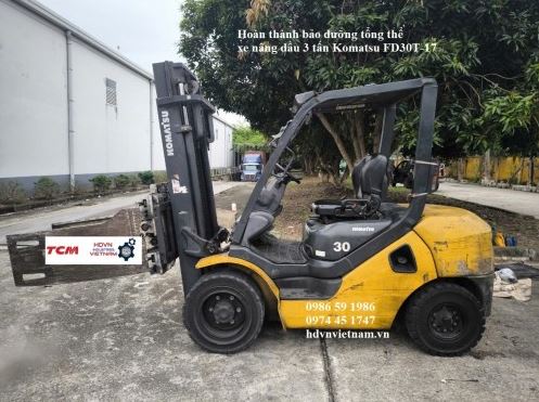 Bảo dưỡng thay dầu lọc toàn bộ và thay két nước làm mát của xe nâng - Xe Nâng Hàng HDVN Việt Nam - Công Ty Cổ Phần Công Nghiệp HDVN Việt Nam