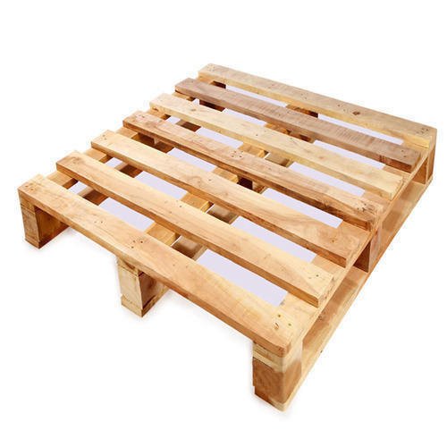 Pallet gỗ 4 hướng nâng tải trọng 1,5 tấn - Pallet Gỗ GREEN WOOD - Công Ty TNHH SX Và TM GREEN WOOD