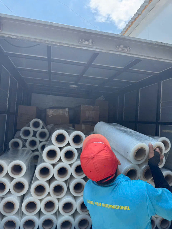 Màng PE bọc Pallet