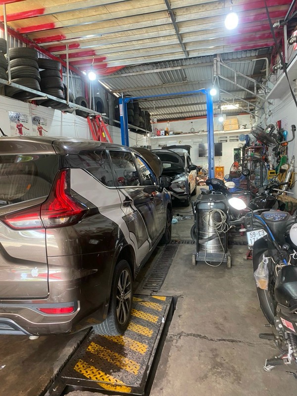  - Garage Ô Tô Kiều Tú